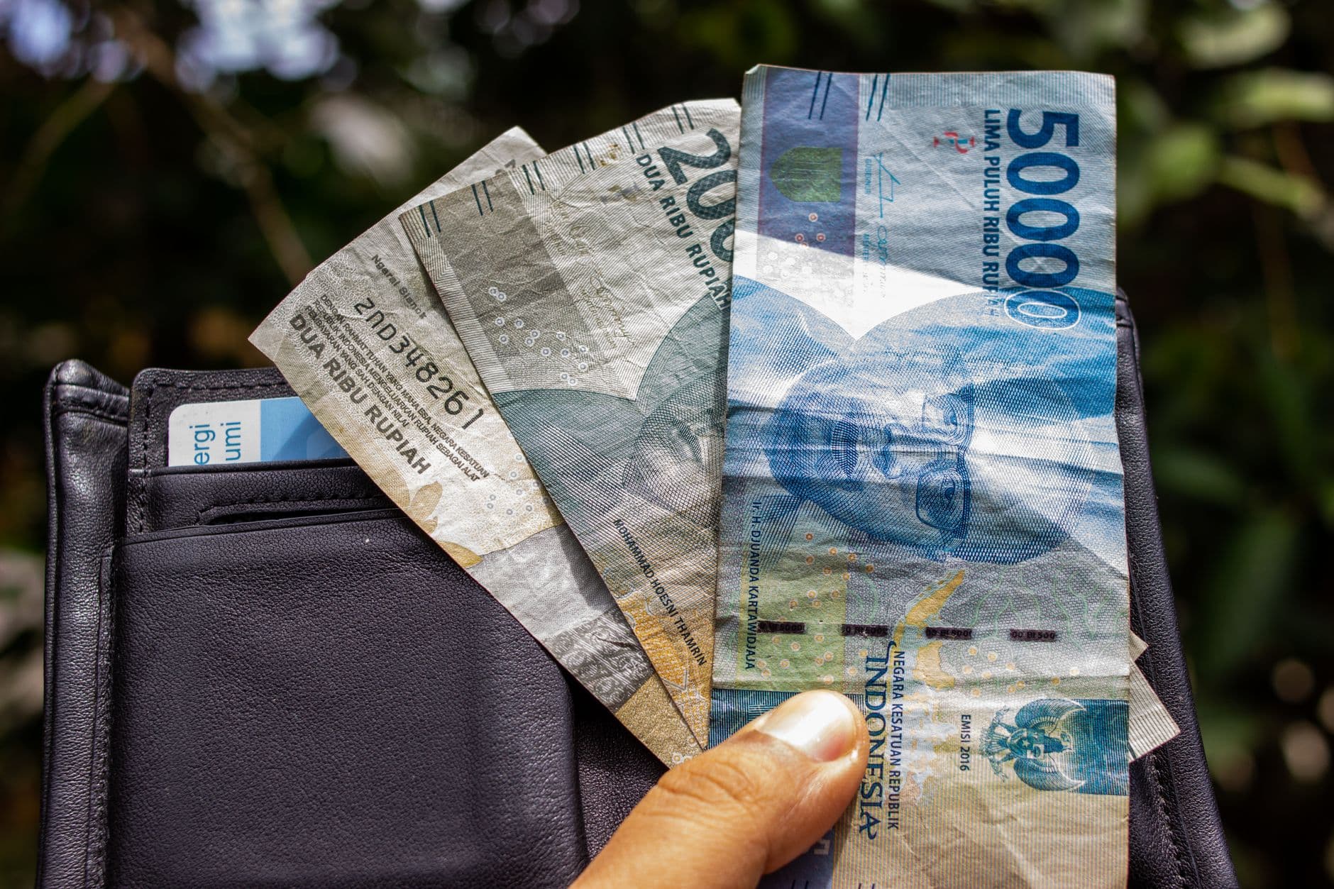 Indonesia Says Debt Remains Manageable as Rupiah Weakens Past Rp18,000