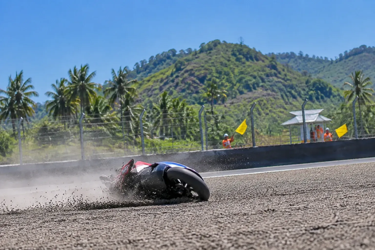 Marquez Crashes Out at Mandalika as Aldeguer Wins Chaotic Indonesia MotoGP